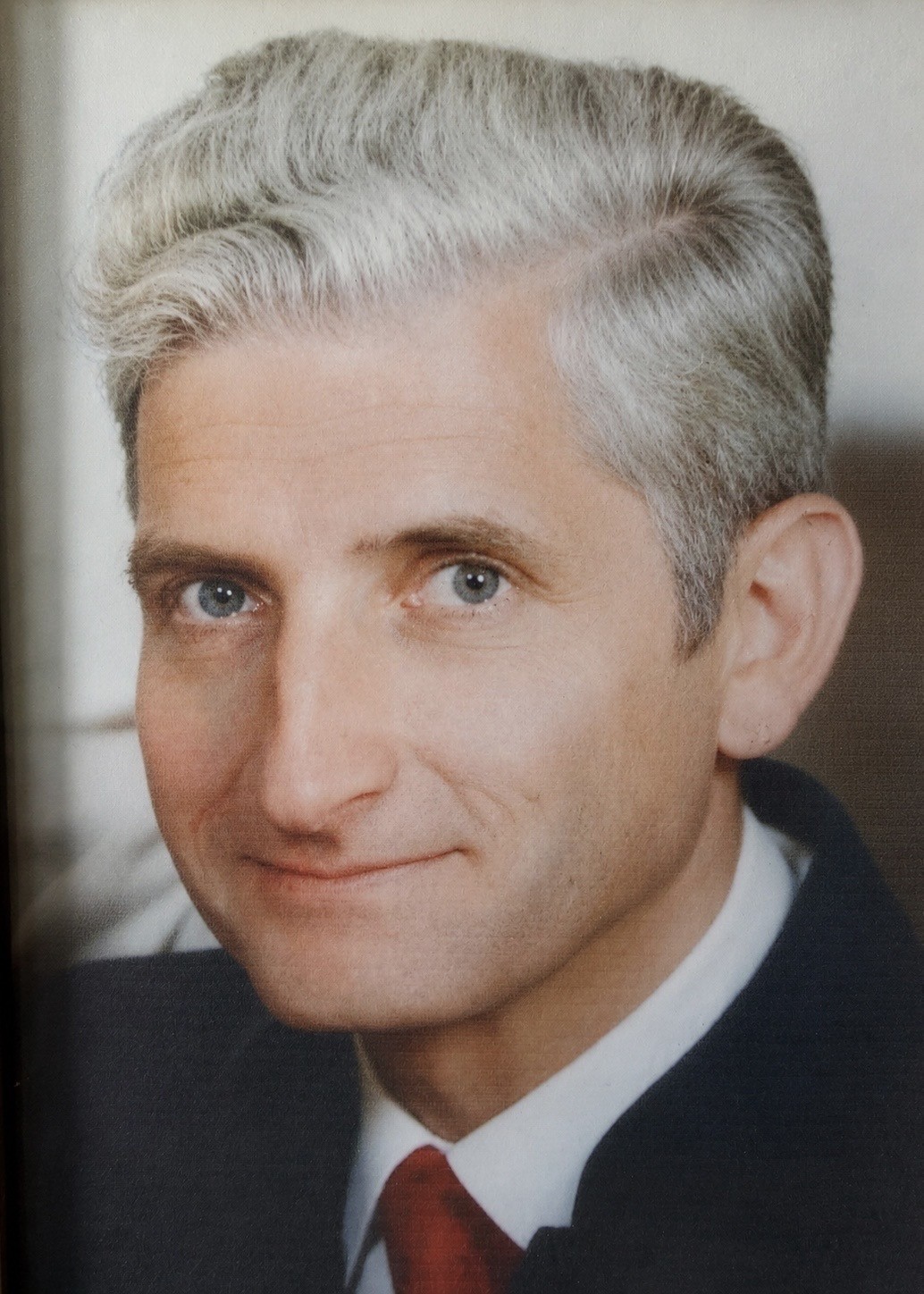 Historisches Portrait von Dr med. Hans Nüßlein